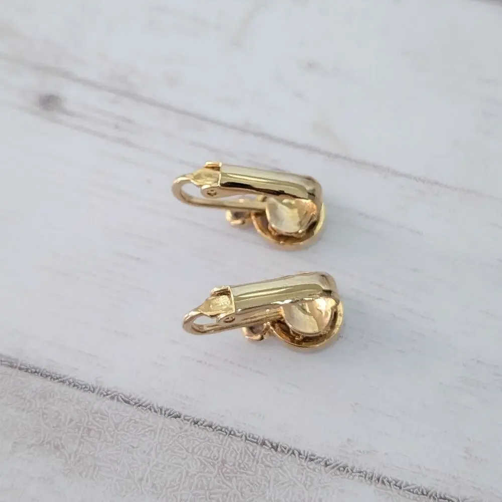 Vintage clip earrings